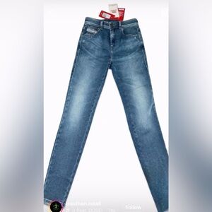 Stylish Blue Women's Skinny Jeans